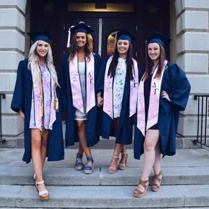 Meet your Posher, Ellen